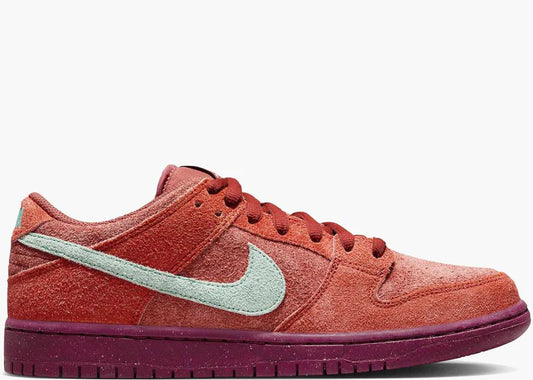 Nike SB Mystic Red TALLA 7 men / 8women